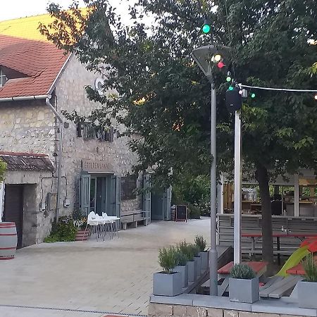 Galeria Apartman Veszprém Exterior foto